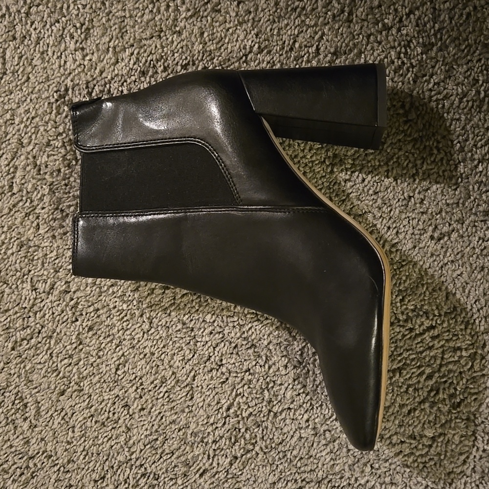 Sam Edelman Chiara boots - size 8.5
